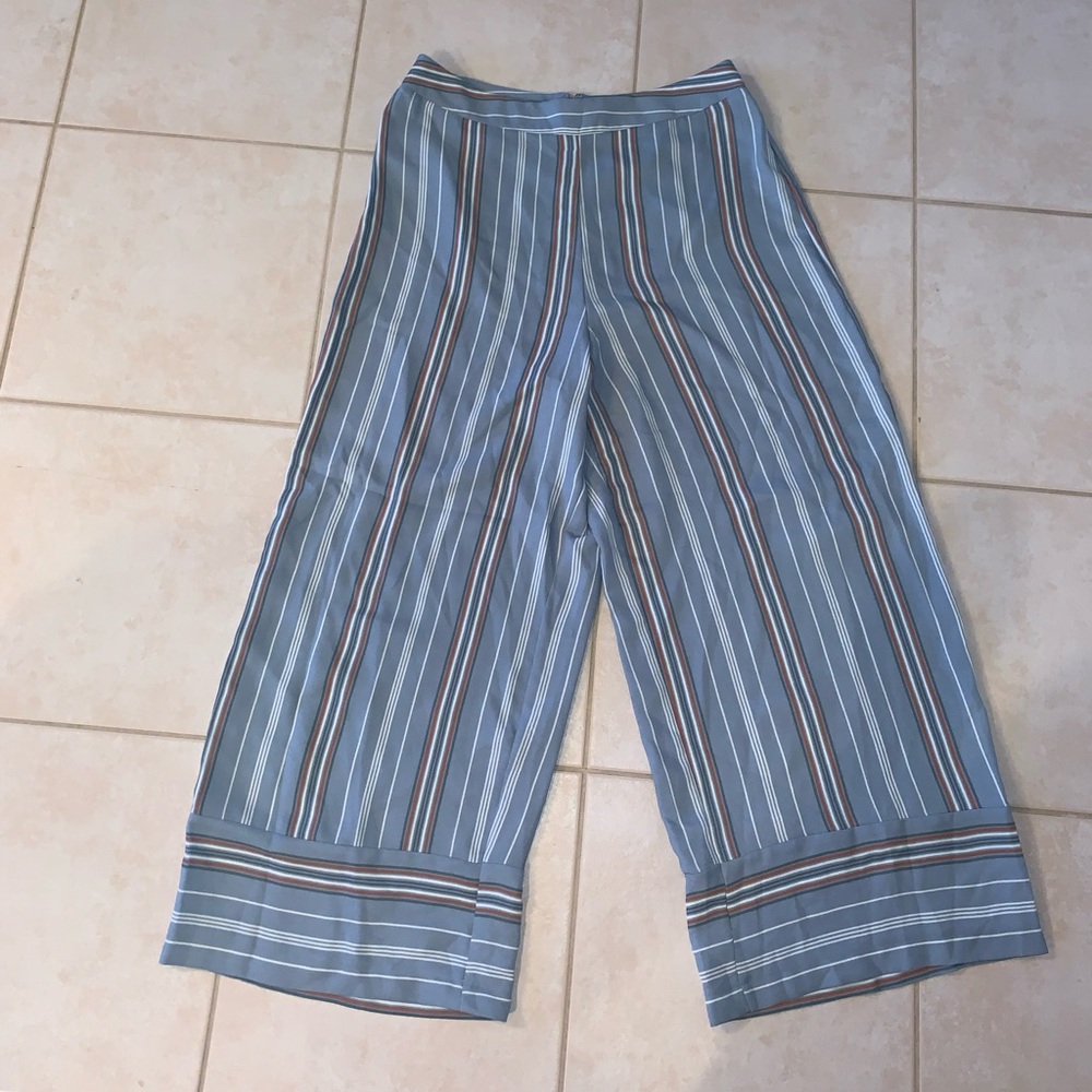 Flowy wide leg culottes / pants perfect for spring and summer